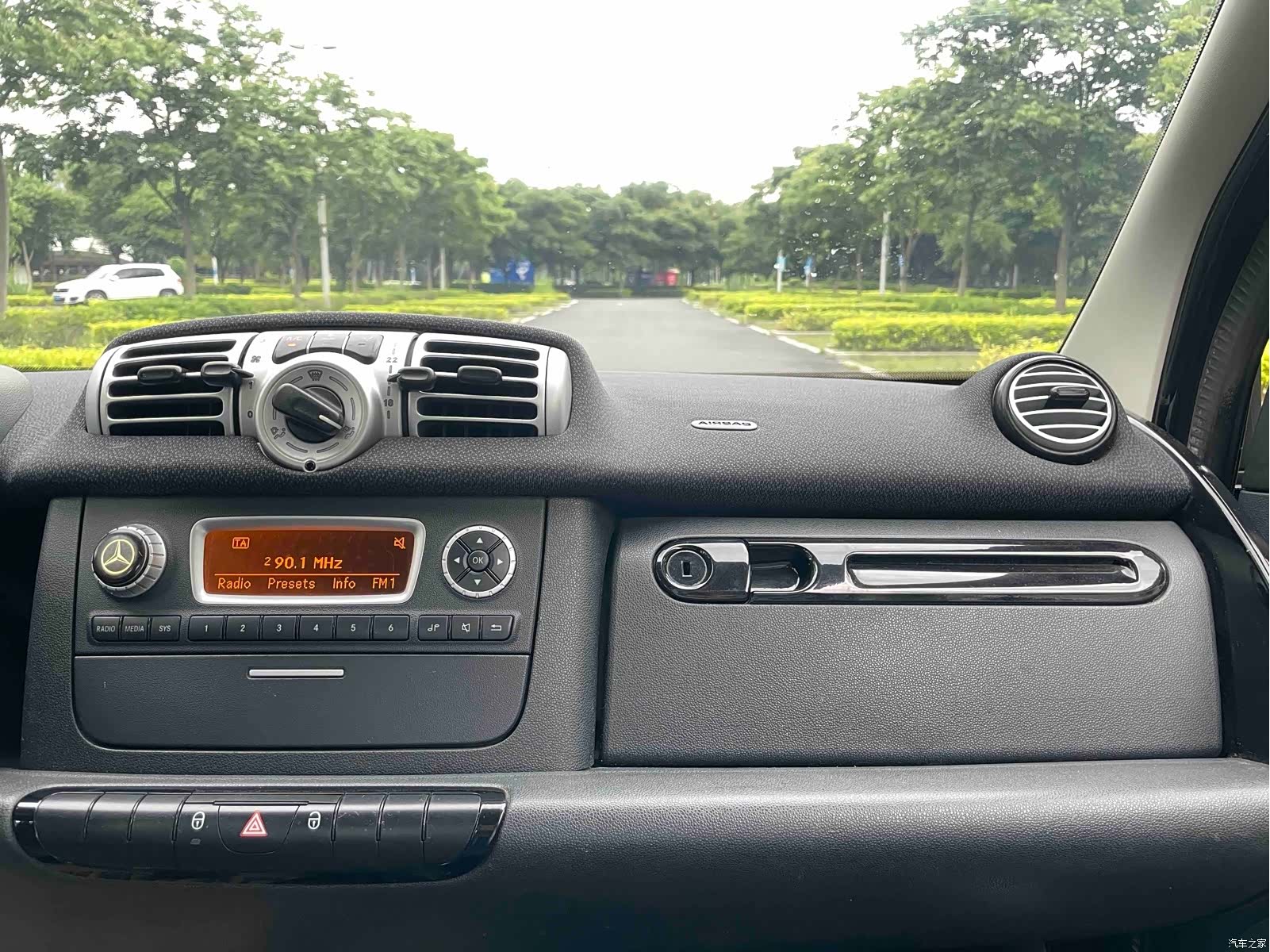 Smart Fortwo, 2015 13