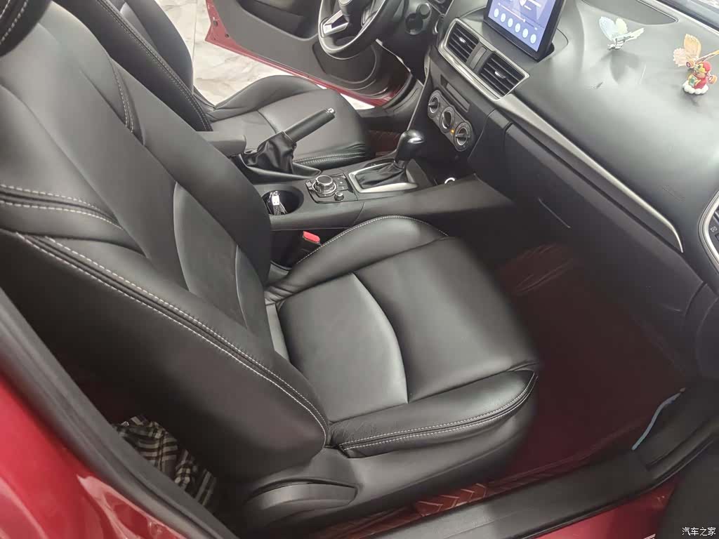 Mazda Mazda3, 2017 15