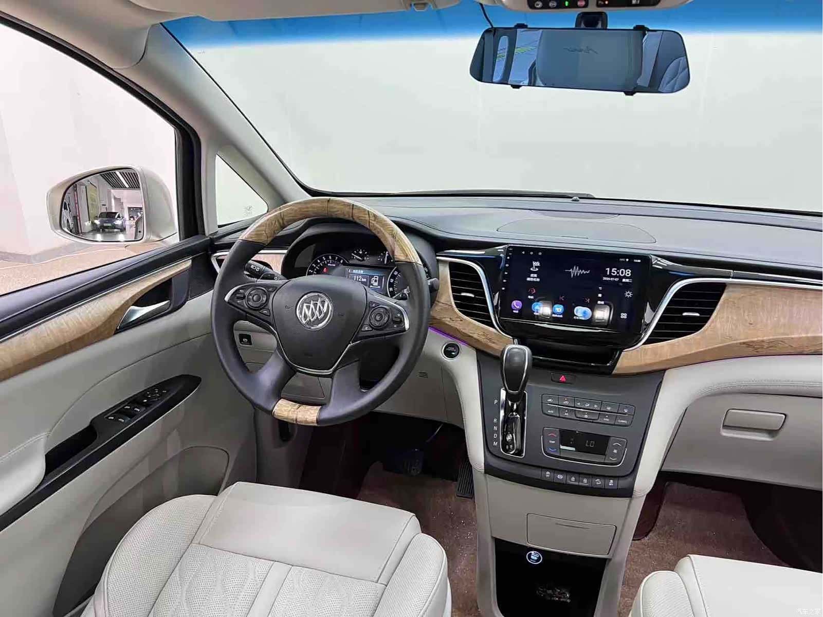 Buick GL8, 2019 13