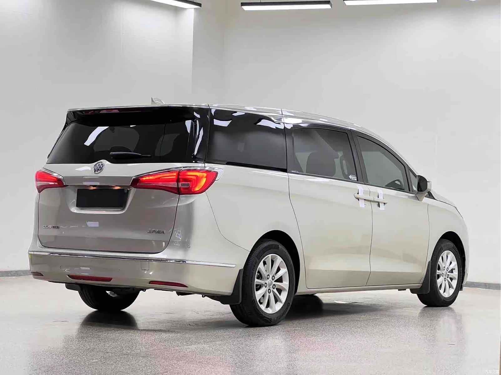 Buick GL8, 2019 25