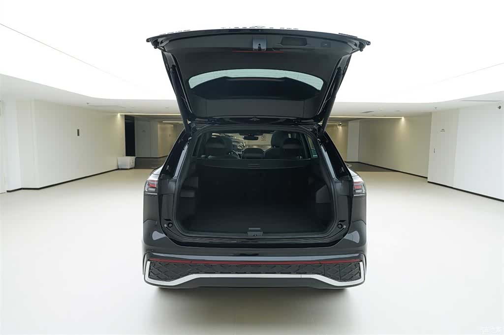 Volkswagen Tiguan L, 2025 6