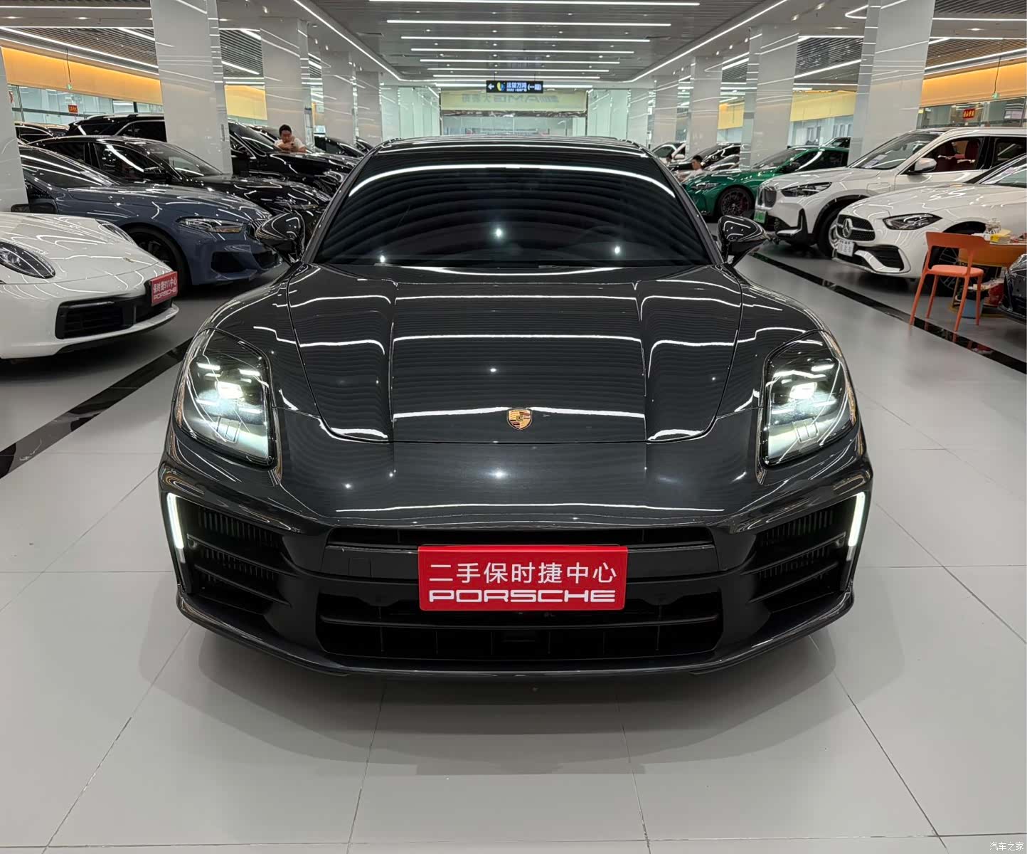 Porsche Panamera, 2025 2