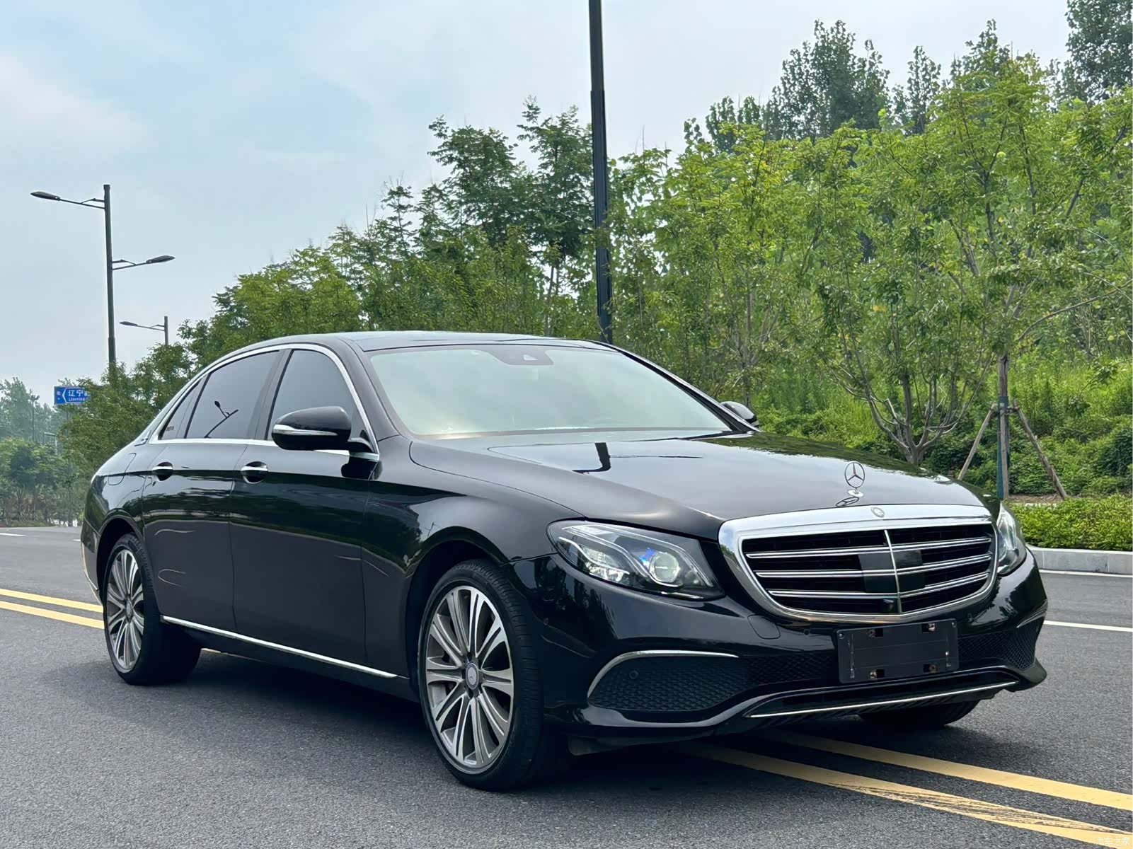 Mercedes-Benz E-Class, 2017 3