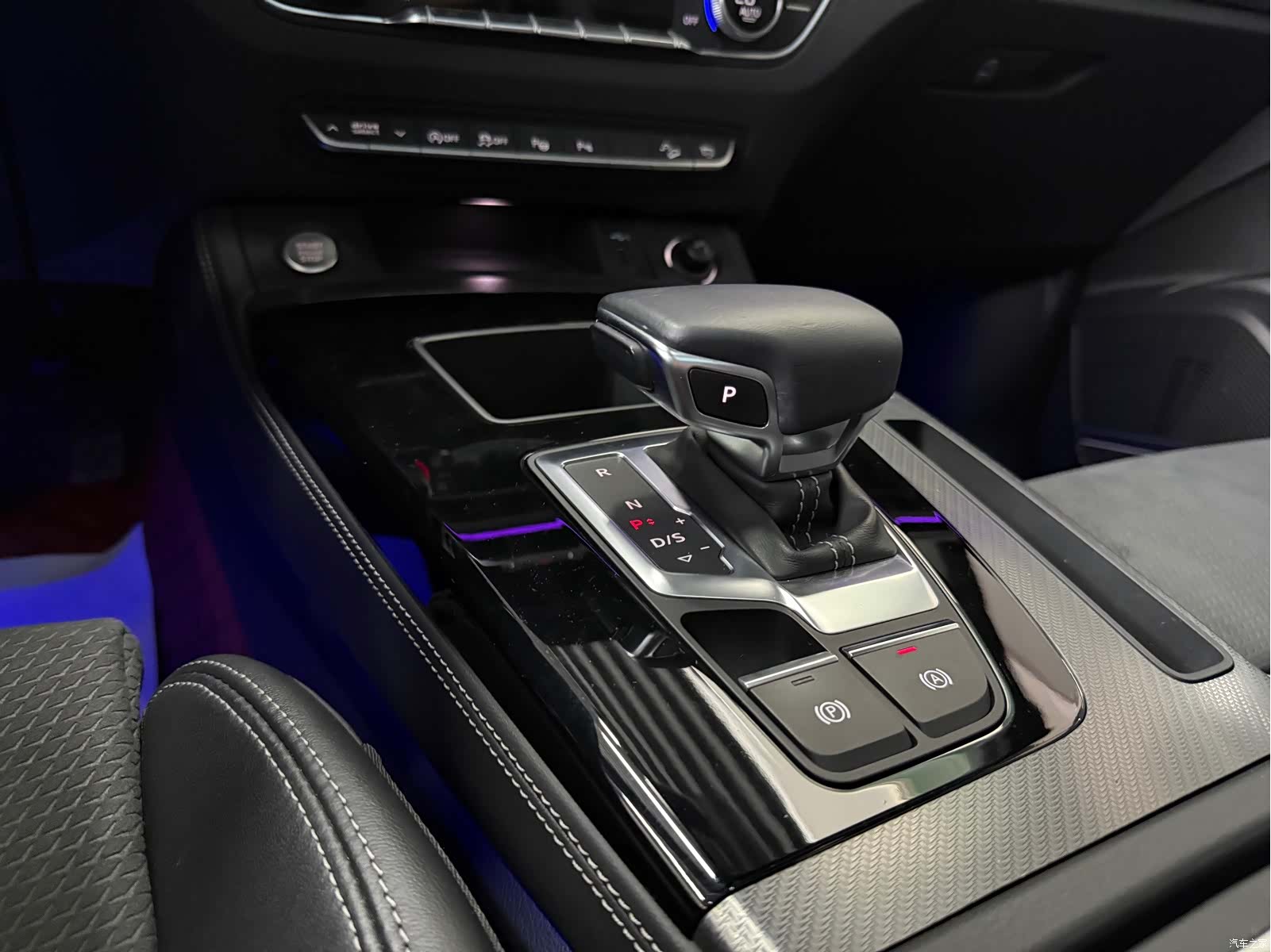 Audi Q5L, 2021 14