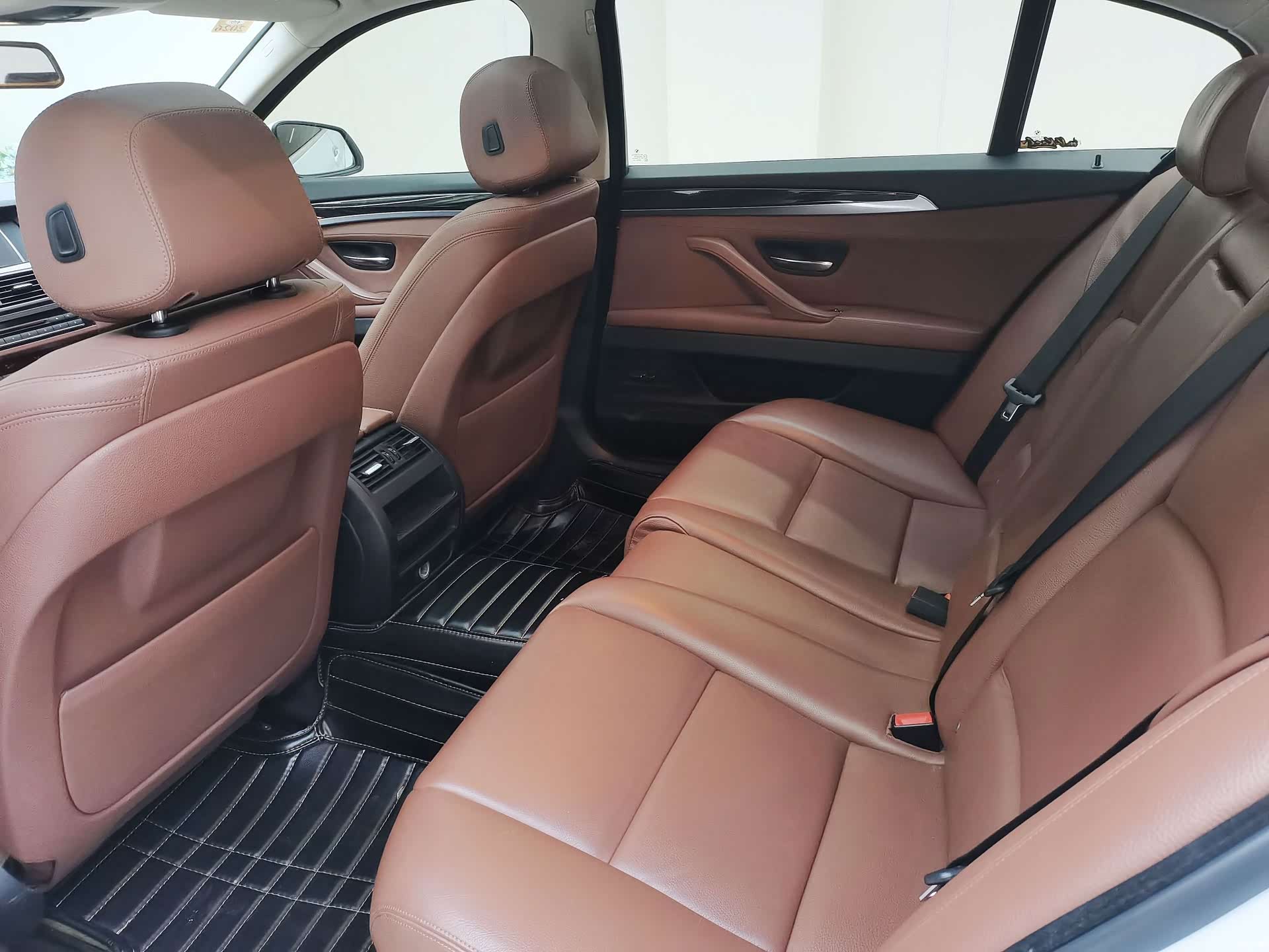 BMW 5 Series, 2015 17