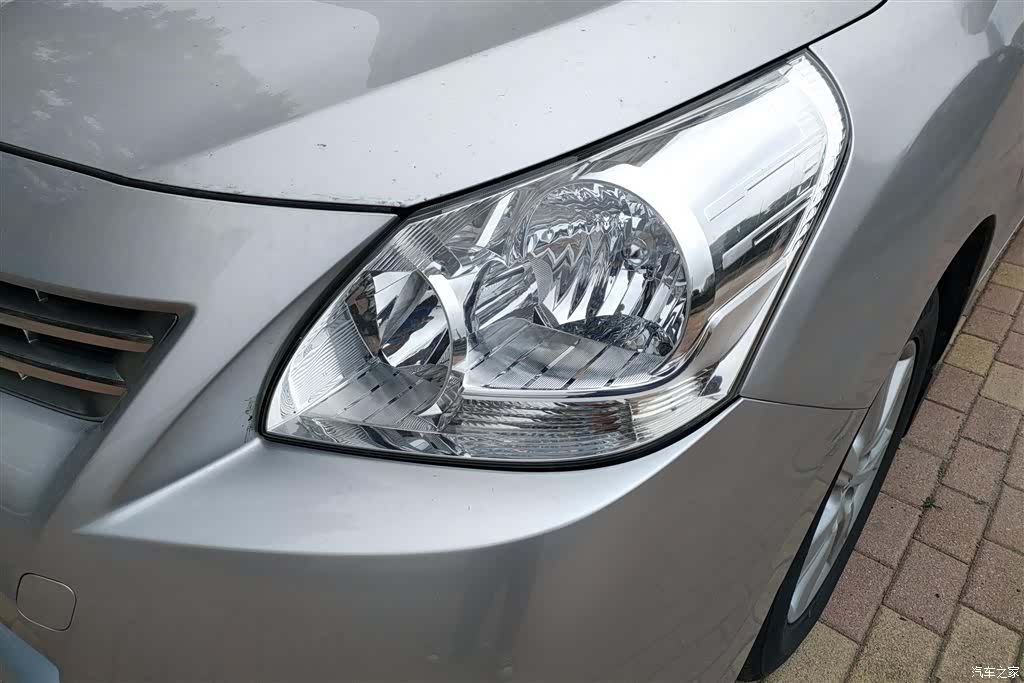 Toyota 180E, 2013 все фото