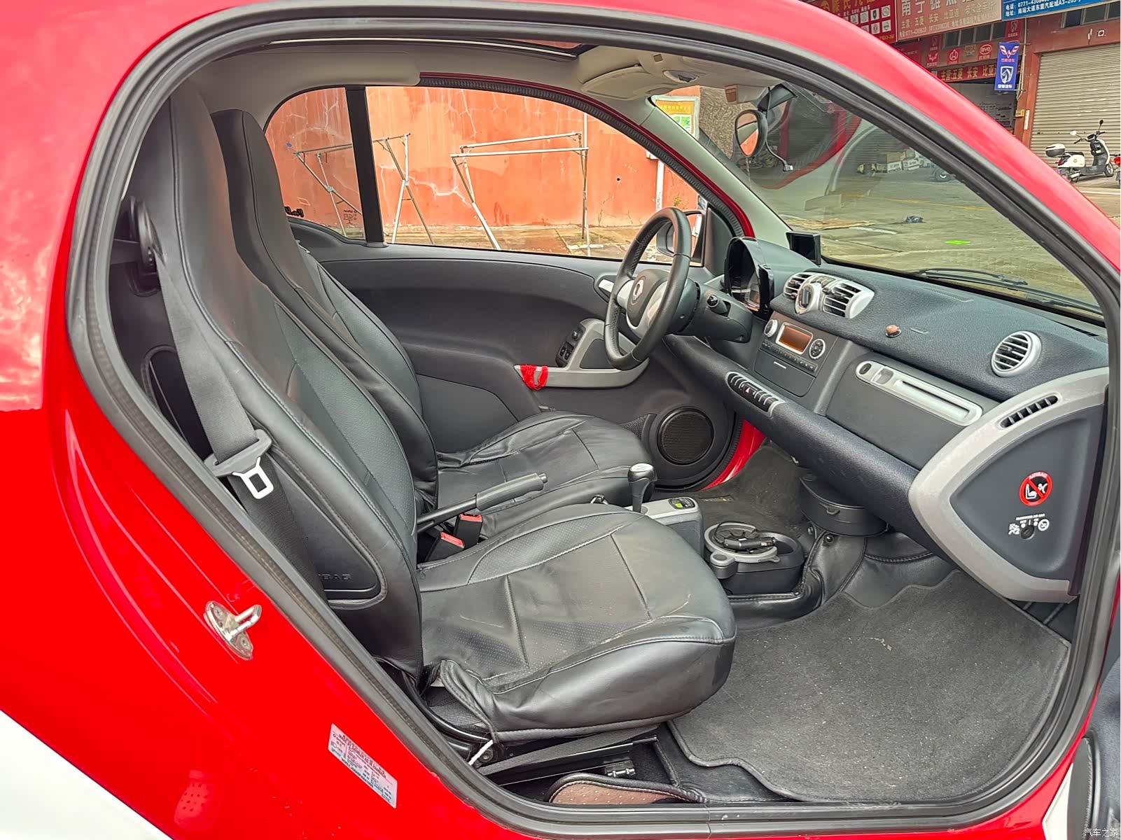 Smart Fortwo, 2015 12