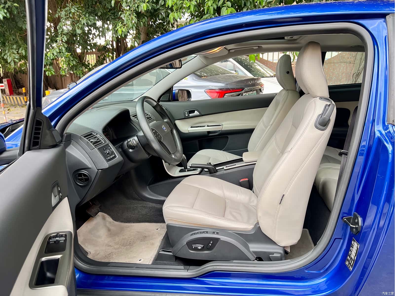 Volvo C30, 2007 все фото