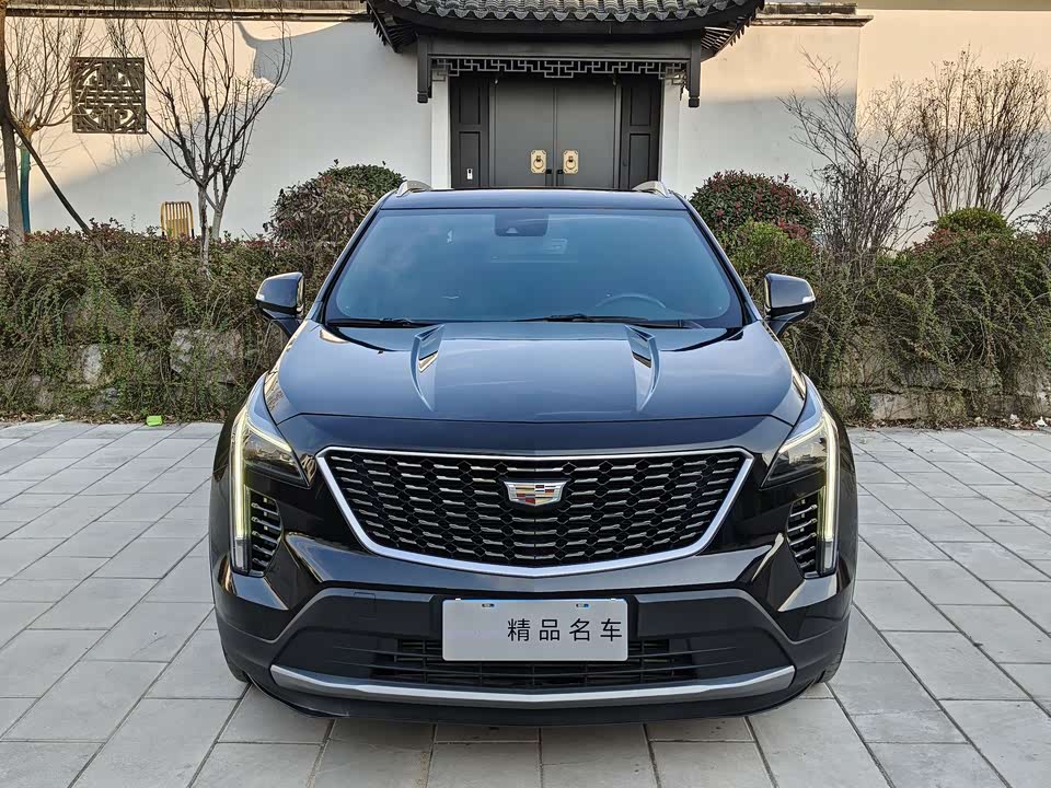 Cadillac XT4