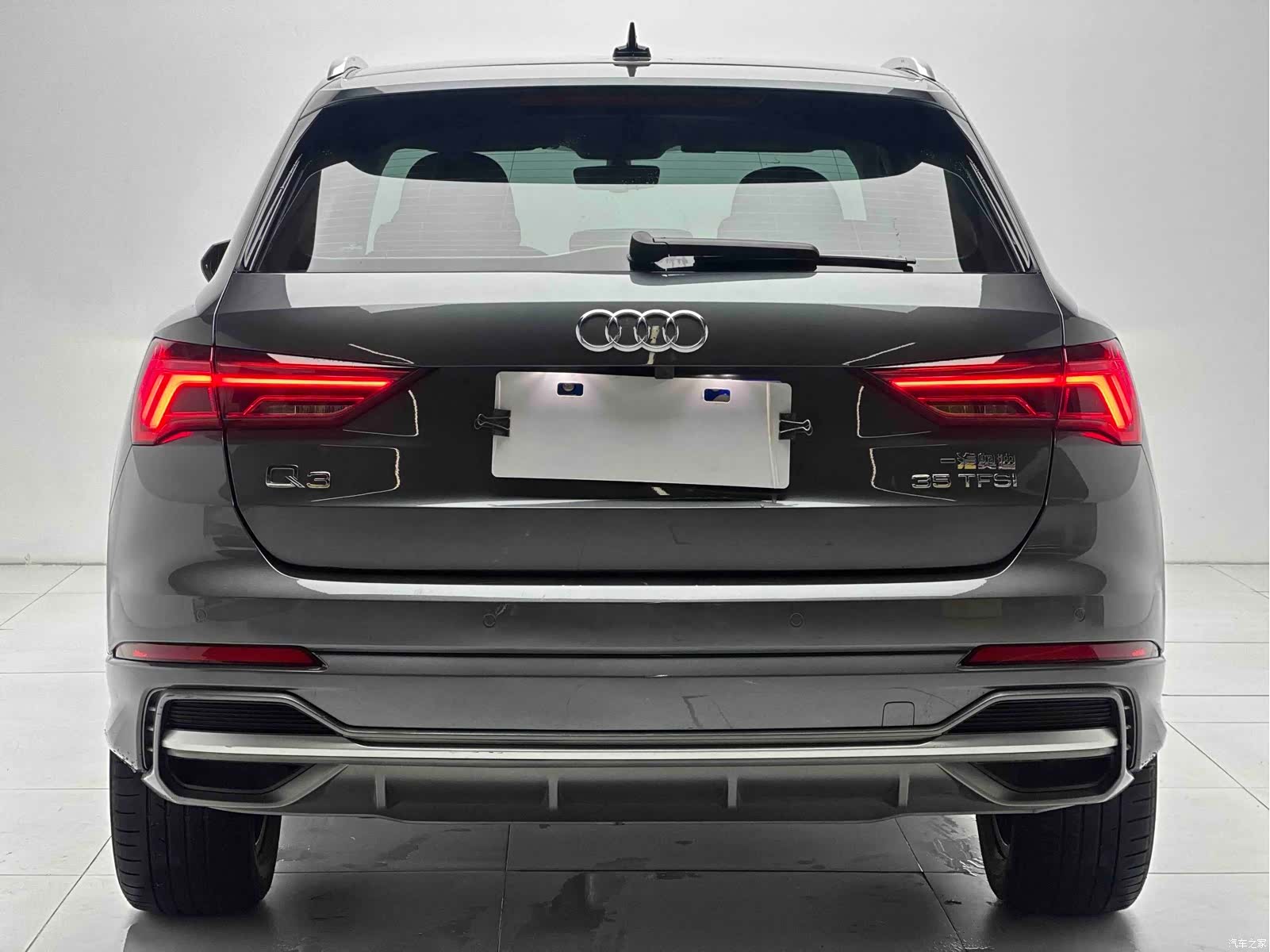 Audi Q3, 2022 8