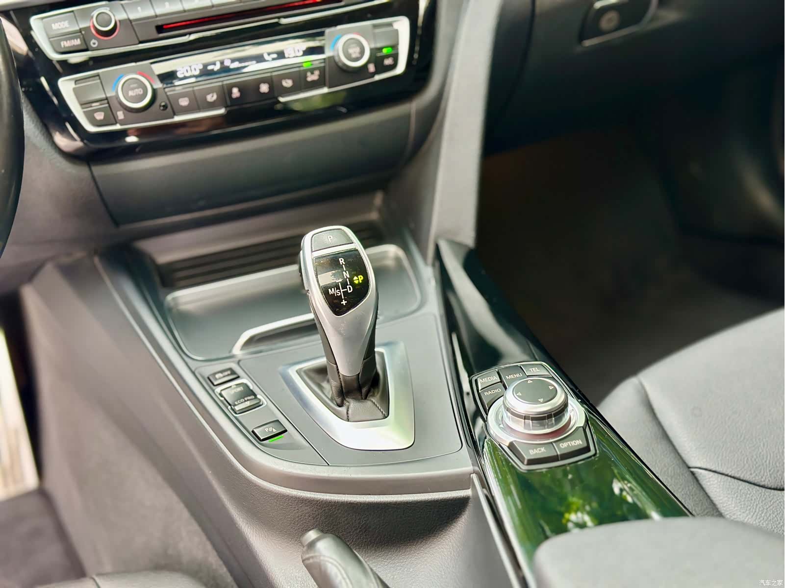 BMW 3 Series, 2017 16