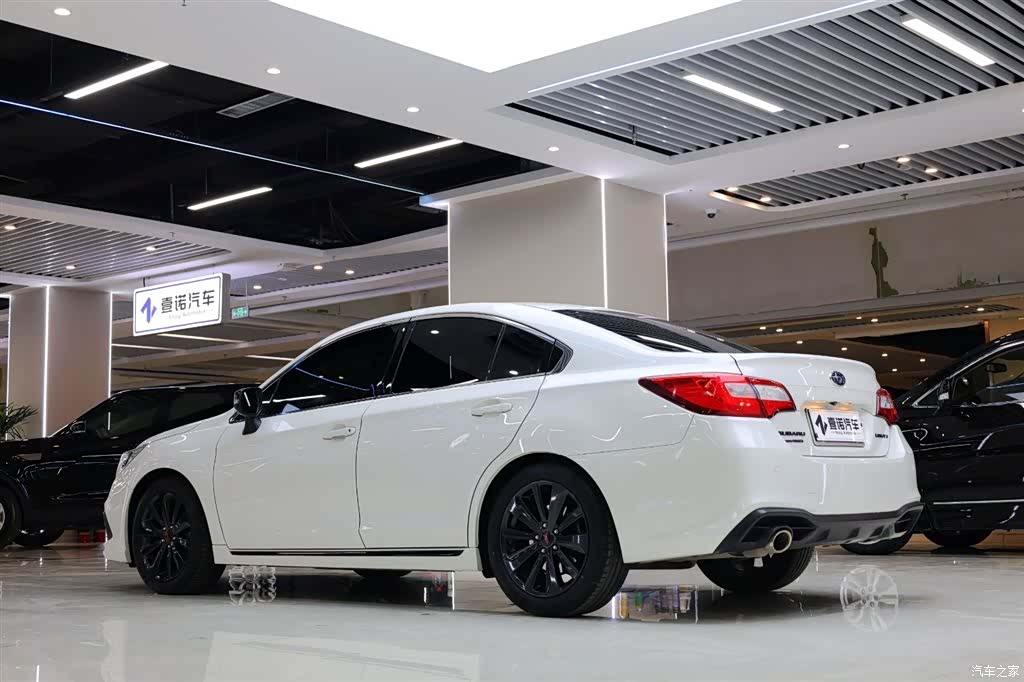 Subaru Legacy, 2021 все фото