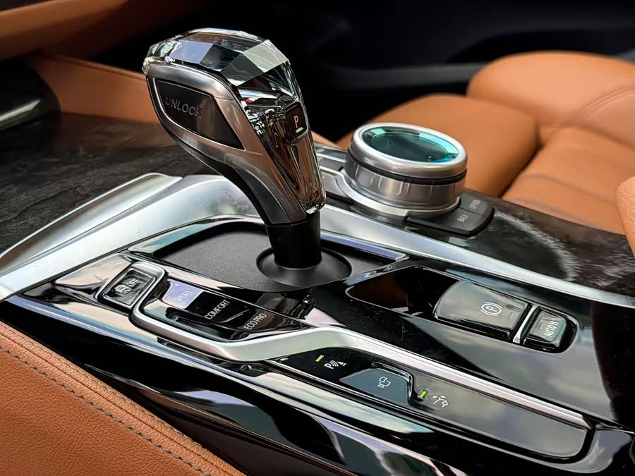 BMW 6 Series GT 2021, фото 13
