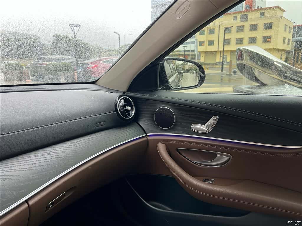 Mercedes-Benz E-Class, 2020 14