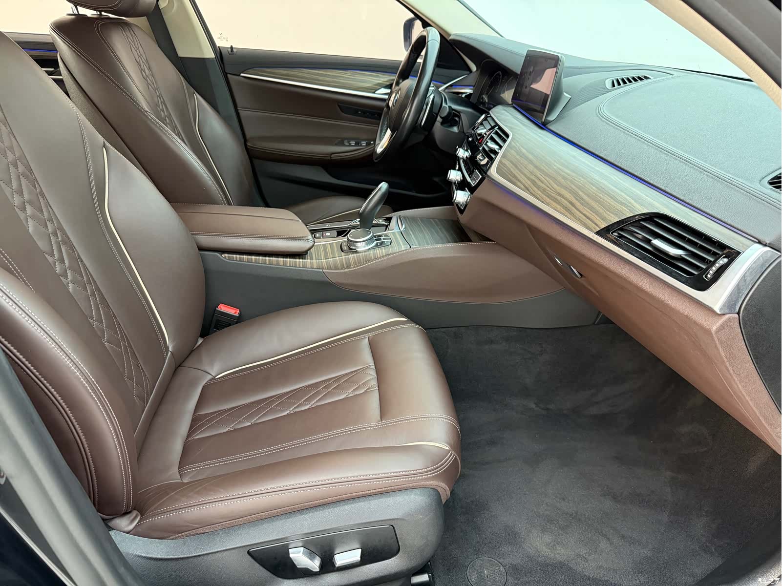 BMW 5 Series, 2019 15