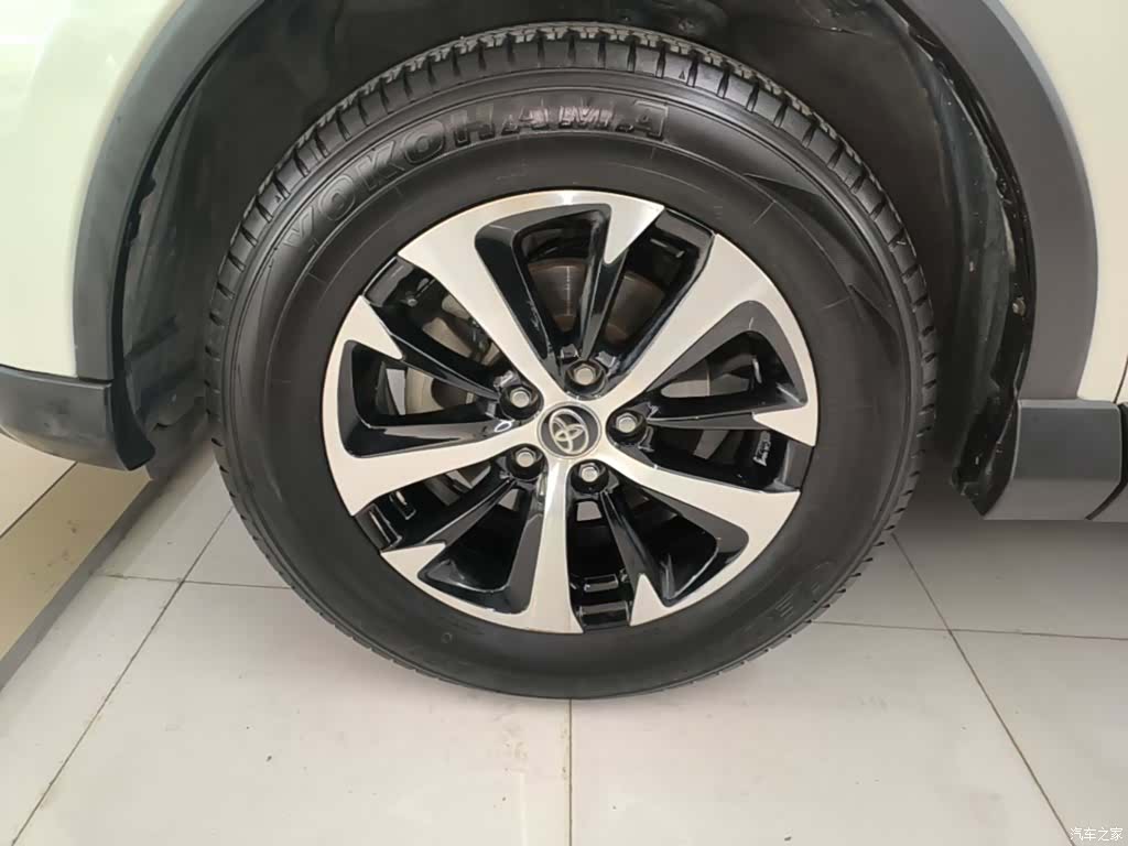 Toyota RAV4, 2018 23