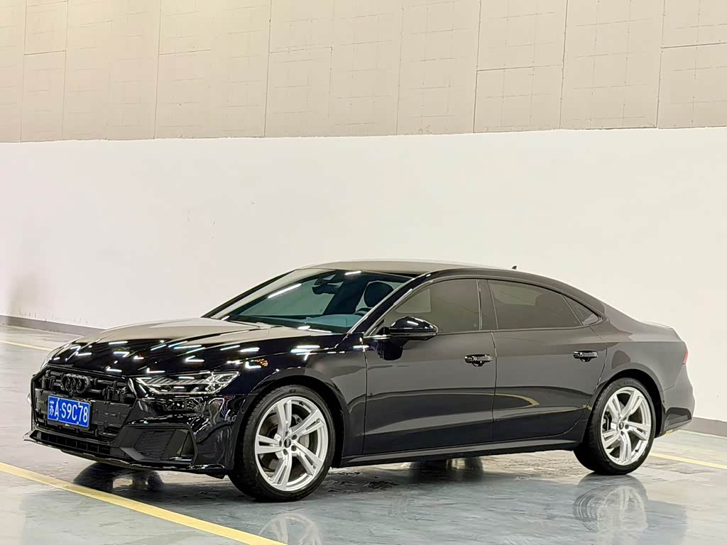 Audi A7L