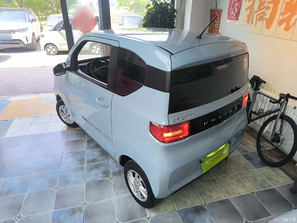 Wuling MINIEV, 2021 все фото