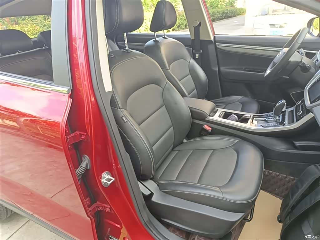 Geely Emgrand, 2020 25