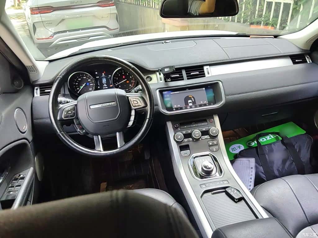 Land Rover Range Rover, 2019 10