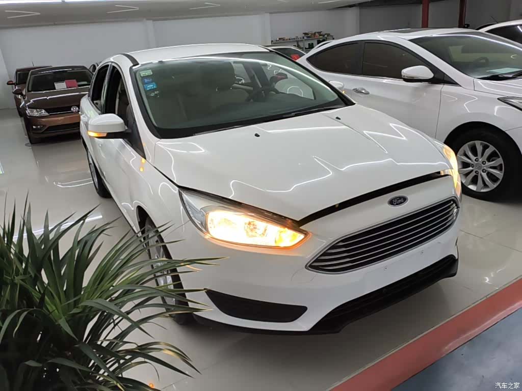 Ford Focus, 2018 4