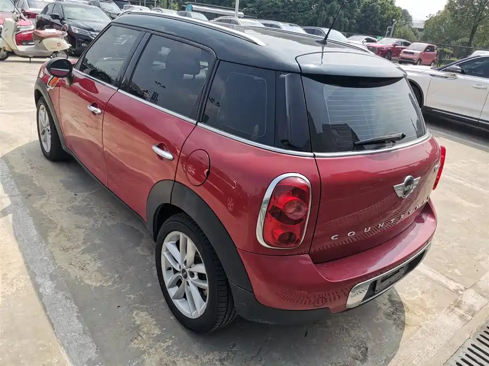 MINI COUNTRYMAN