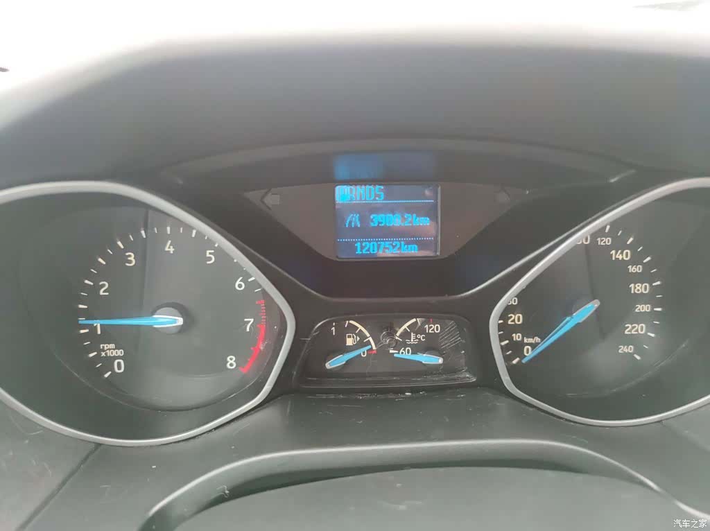 Ford Focus, 2016 8
