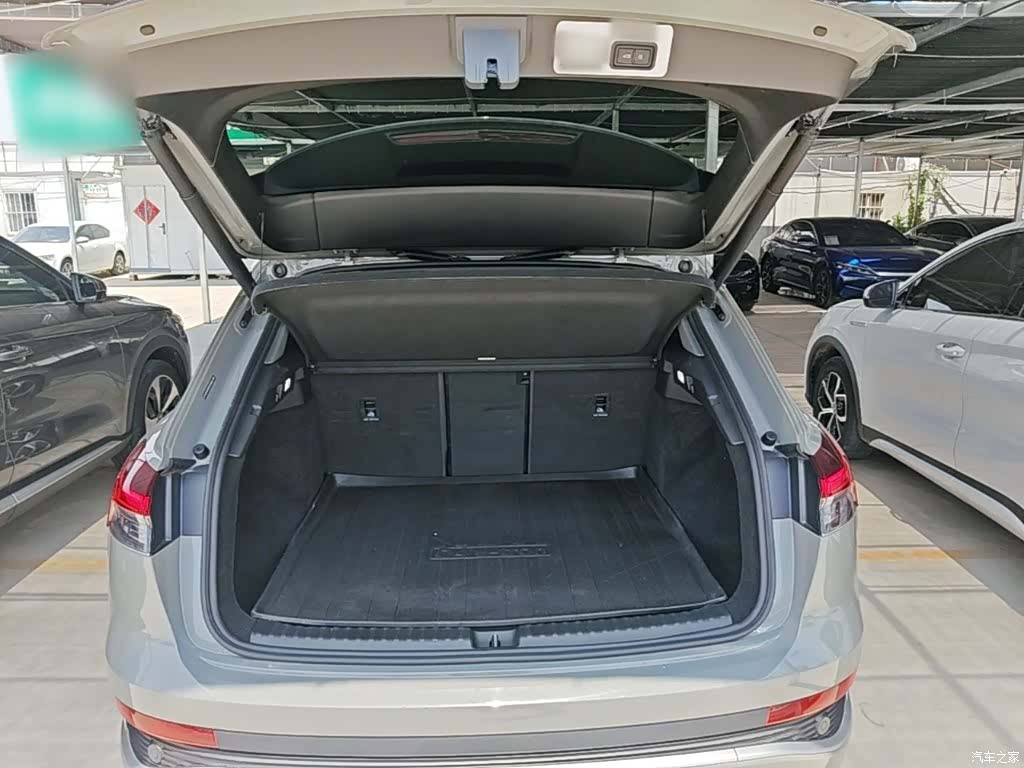 Audi Q4 e-tron, 2024 19