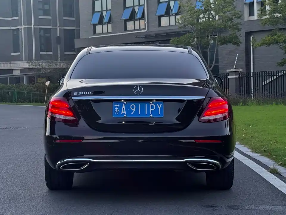 Mercedes-Benz E-class Mercedes-Benz E-class