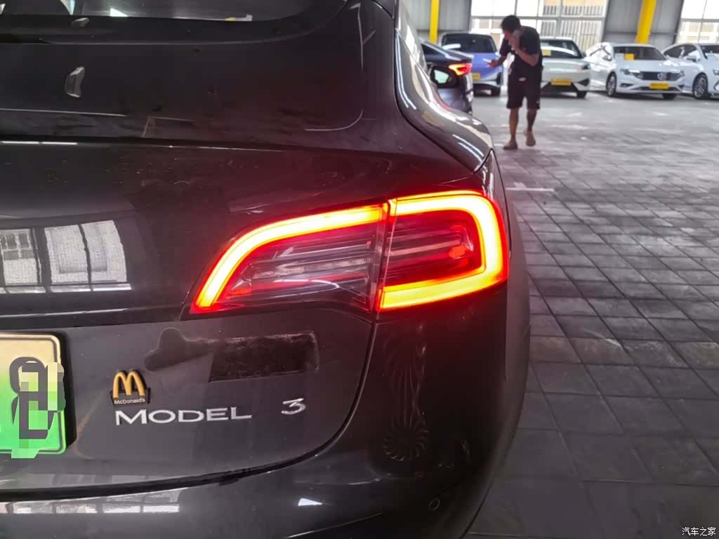 Tesla Model 3, 2022 8