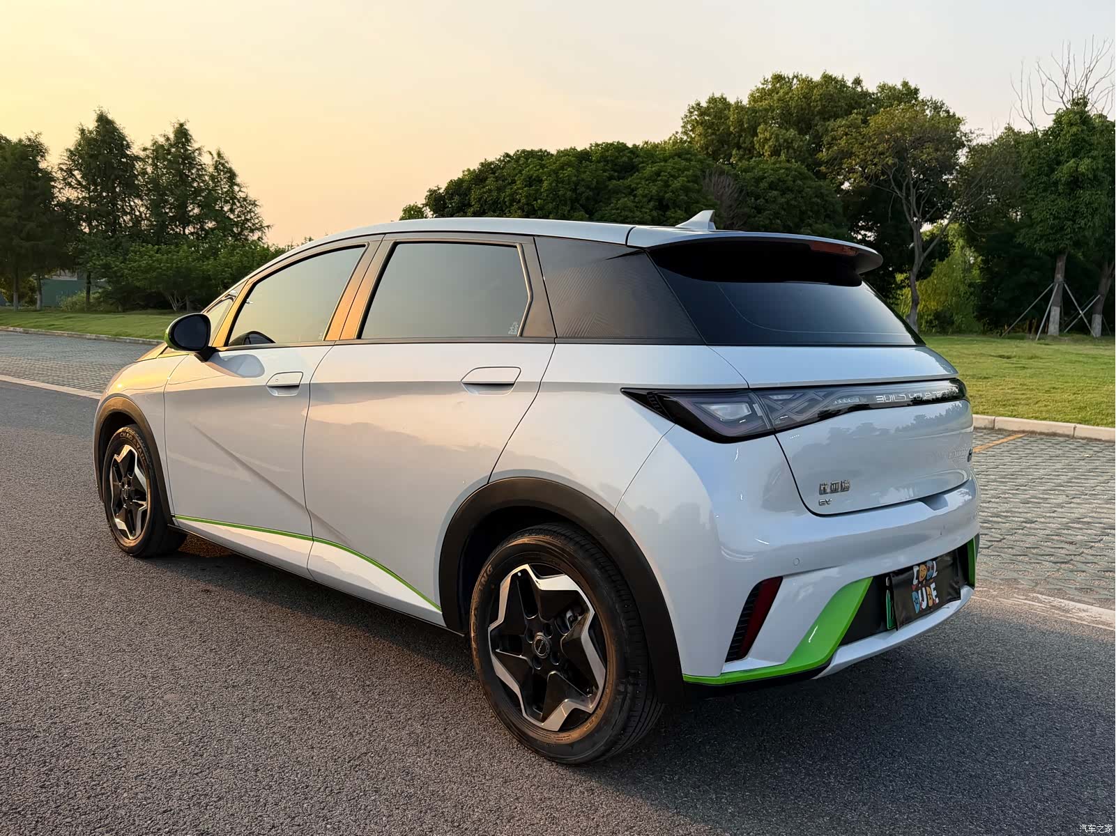 BYD Dolphin, 2022 9