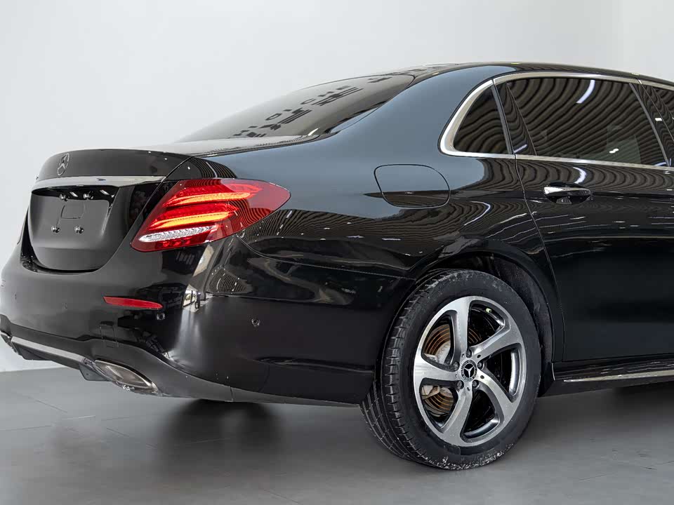 Mercedes-Benz E-class Mercedes-Benz E-class