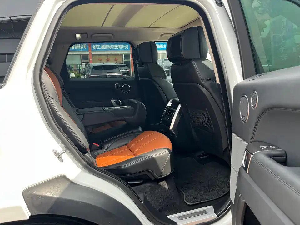 Land Rover Range Rover Sport Land Rover Range Rover Sport
