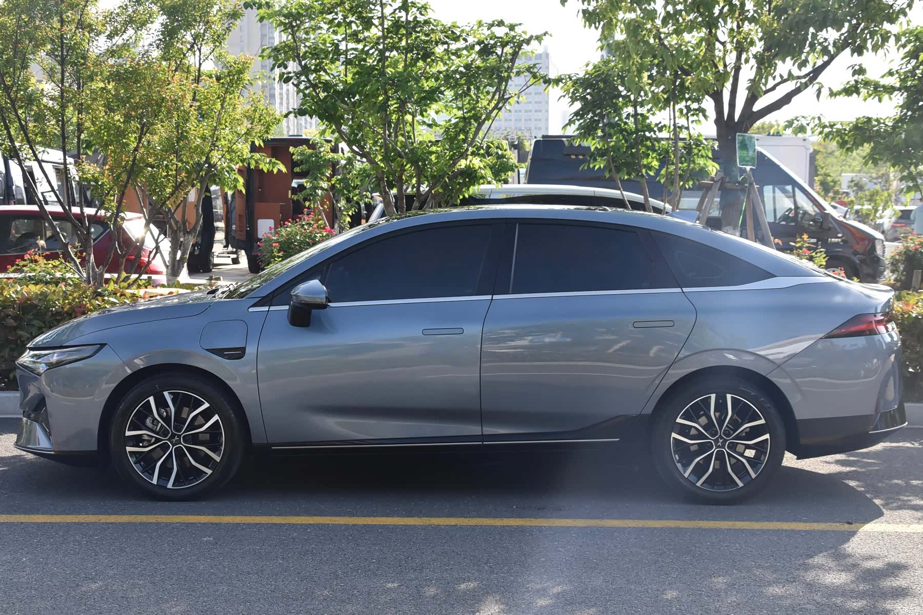 Xpeng P5, 2022 4