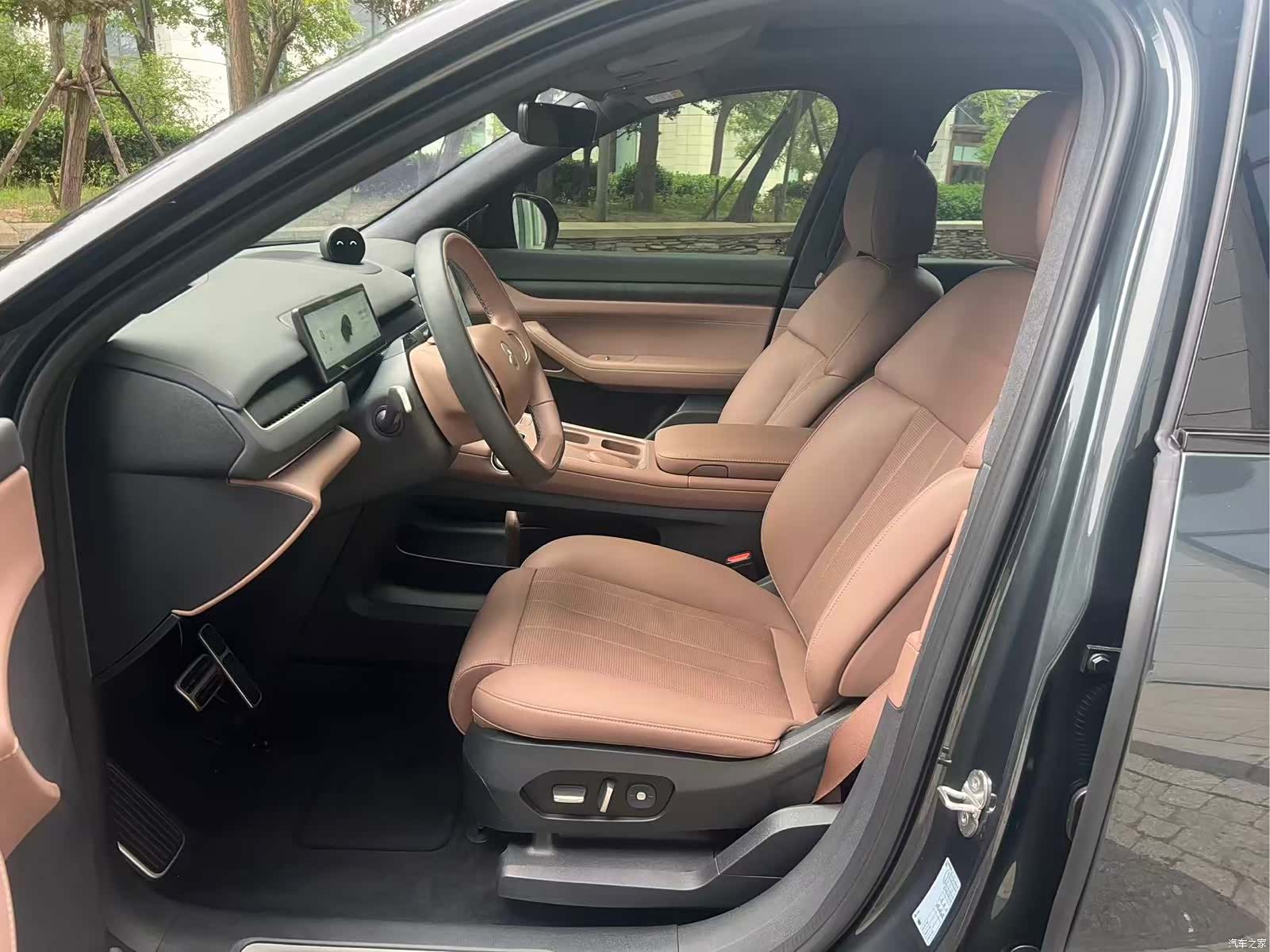 NIO ES8, 2024 10