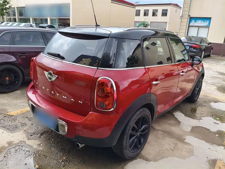 MINI COUNTRYMAN