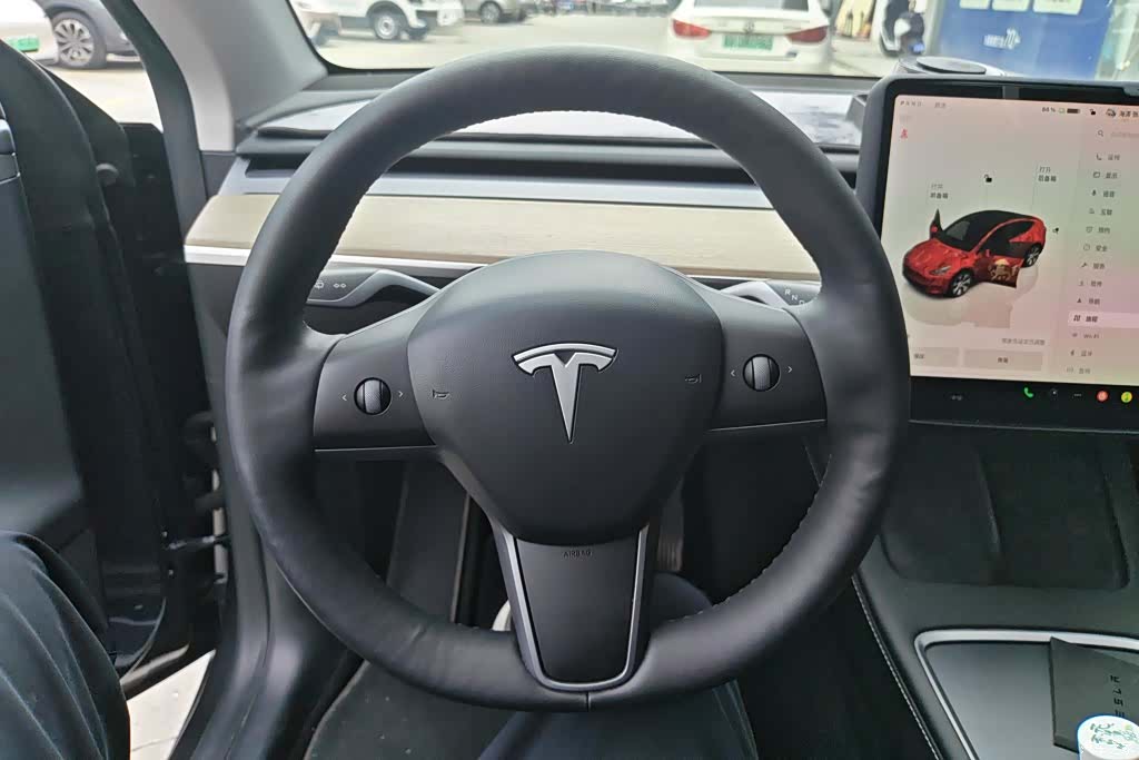 Tesla Model Y, 2023 15