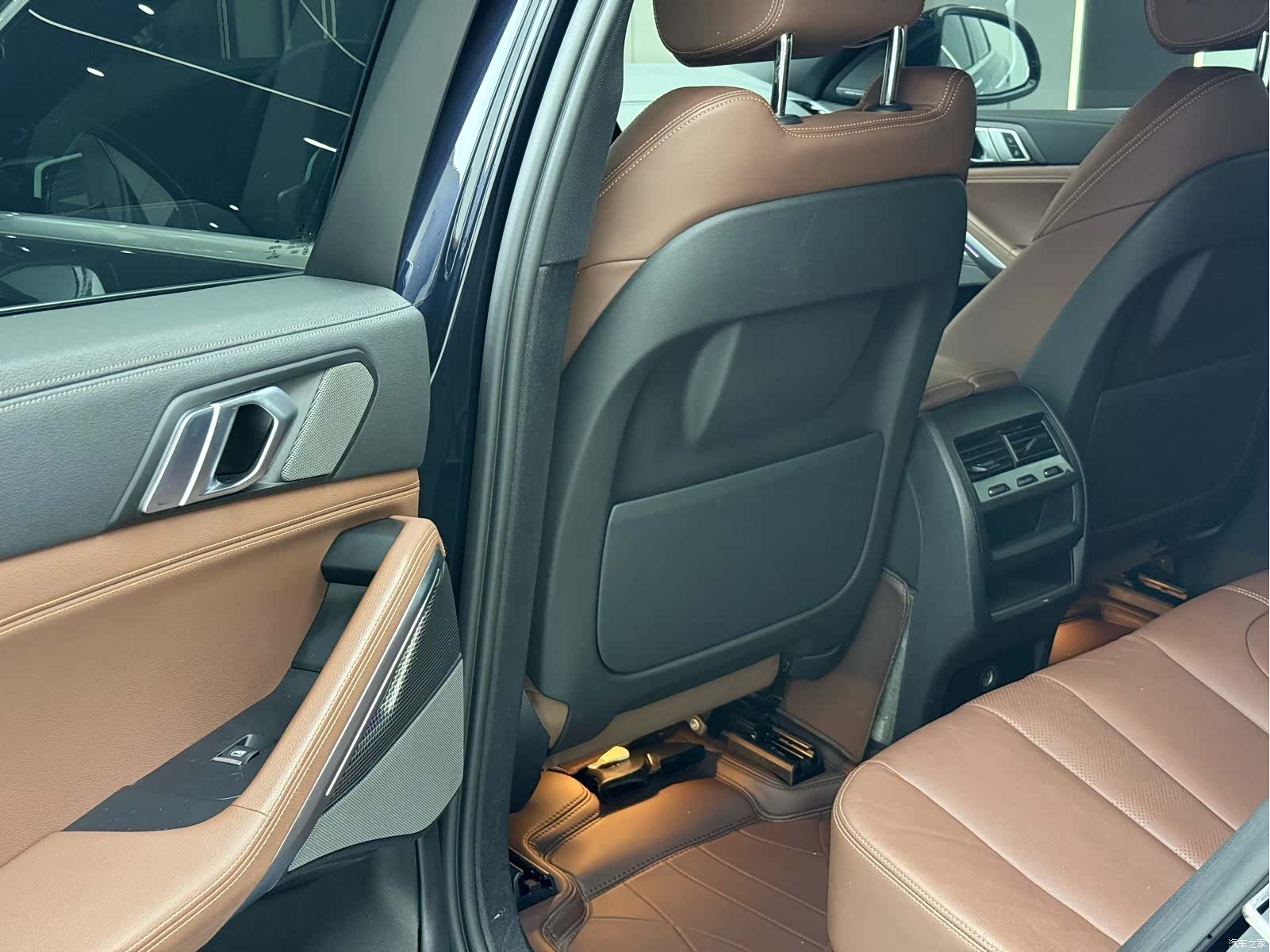 BMW X6, 2022 8
