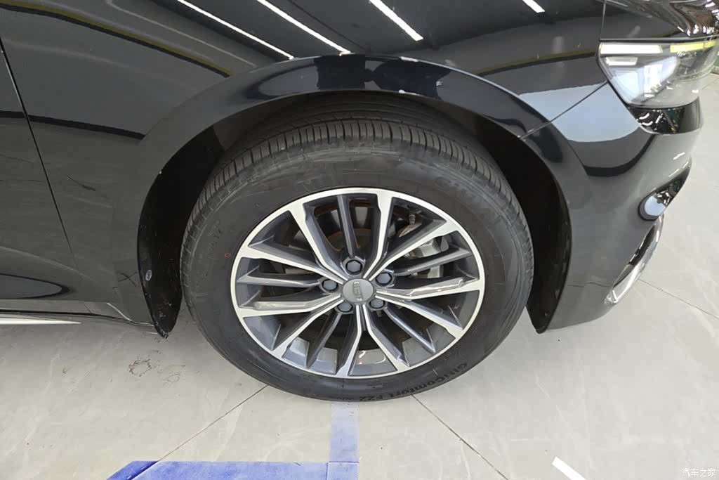 Geely Preface, 2020 6