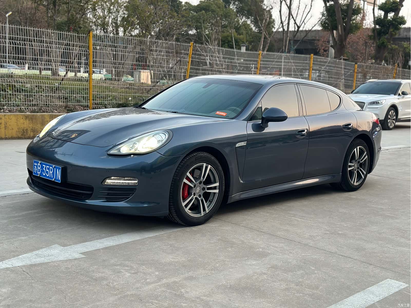 Porsche Panamera, 2013 1