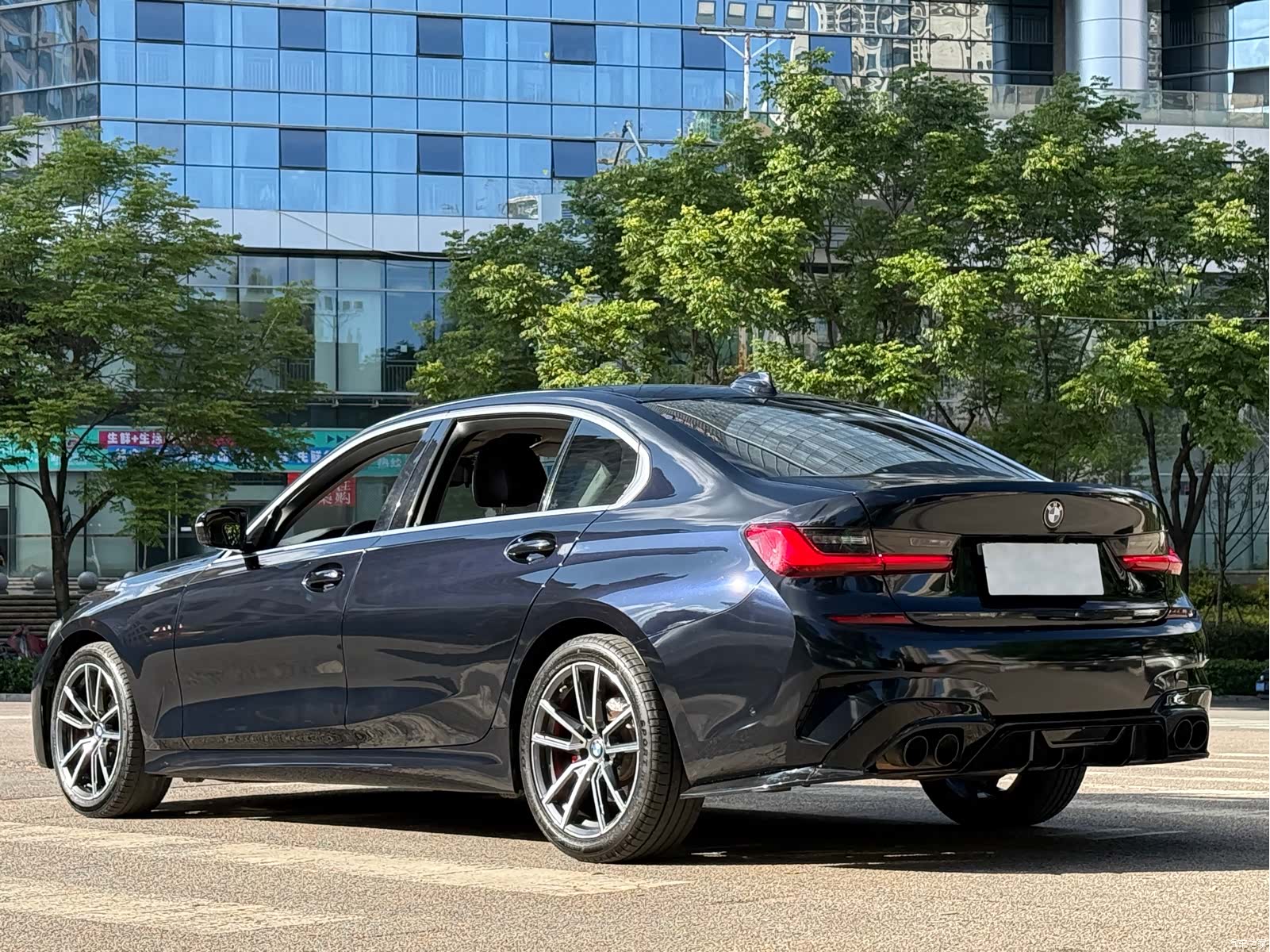 BMW 3 Series, 2021 7