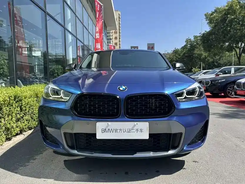 BMW X2