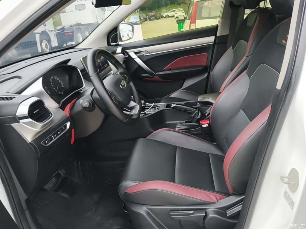 Geely Coolray, 2023 15