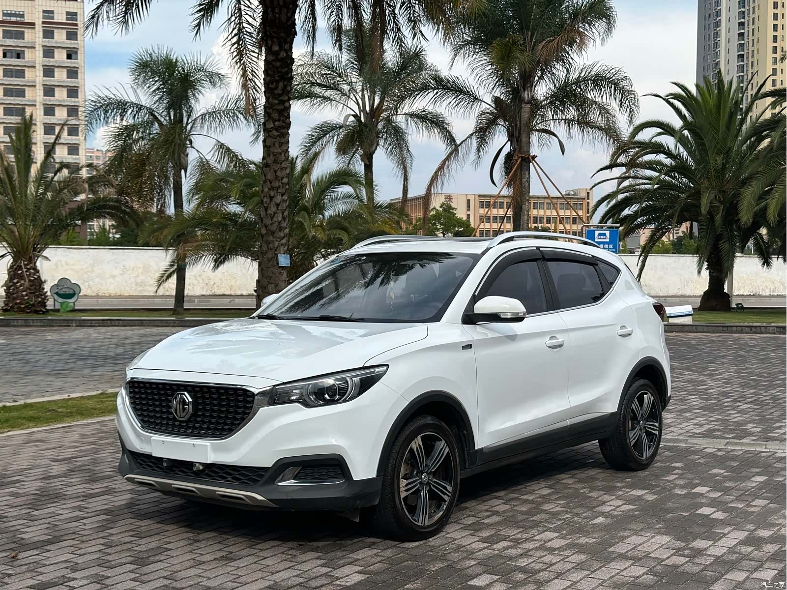 MG ZS, 2019 3