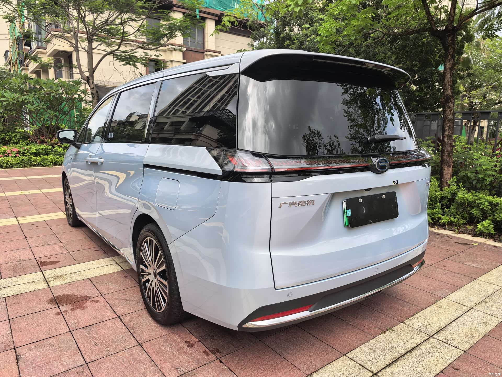 Trumpchi E8, 2024 4