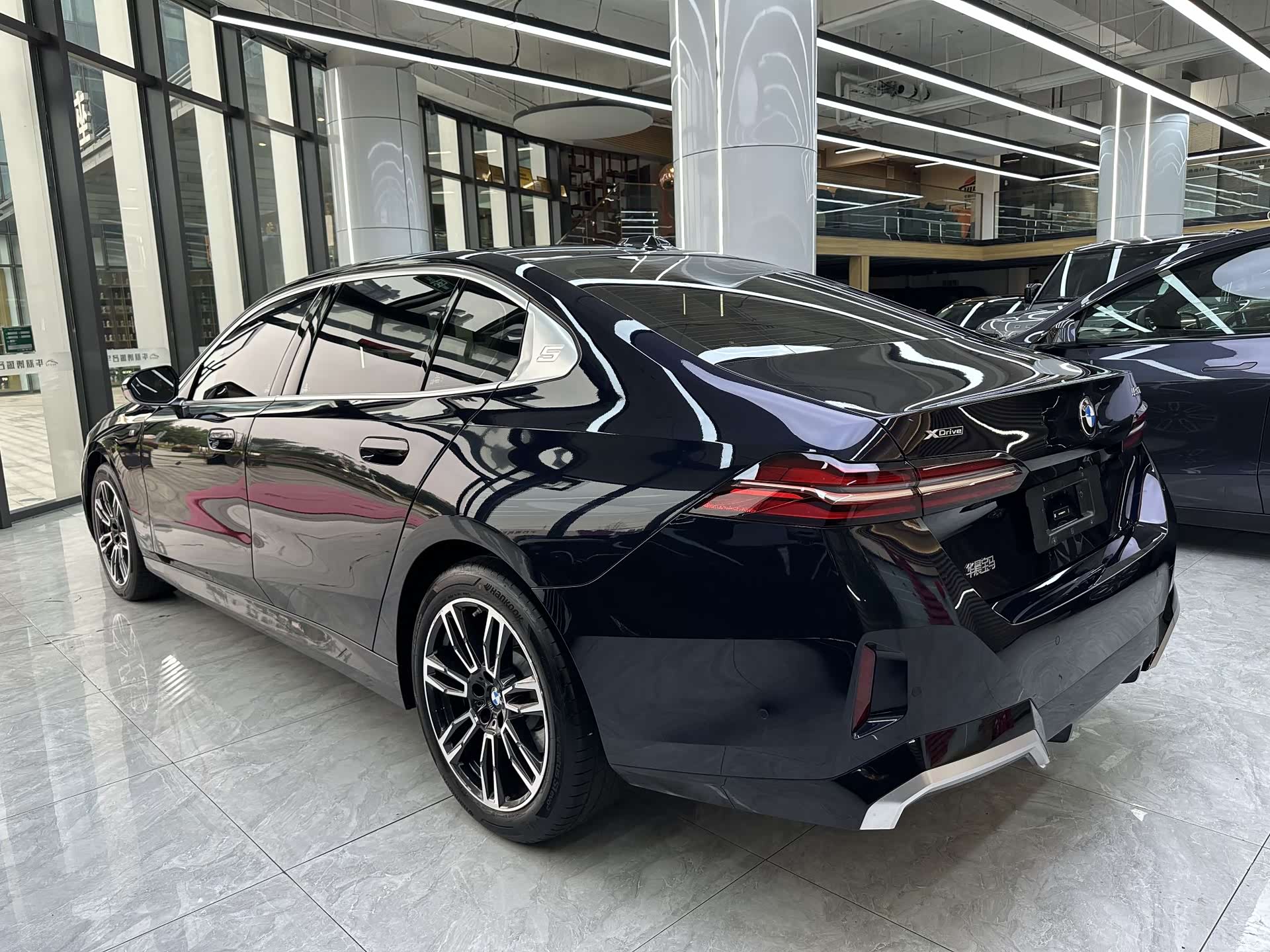 BMW 5 Series, 2025 17