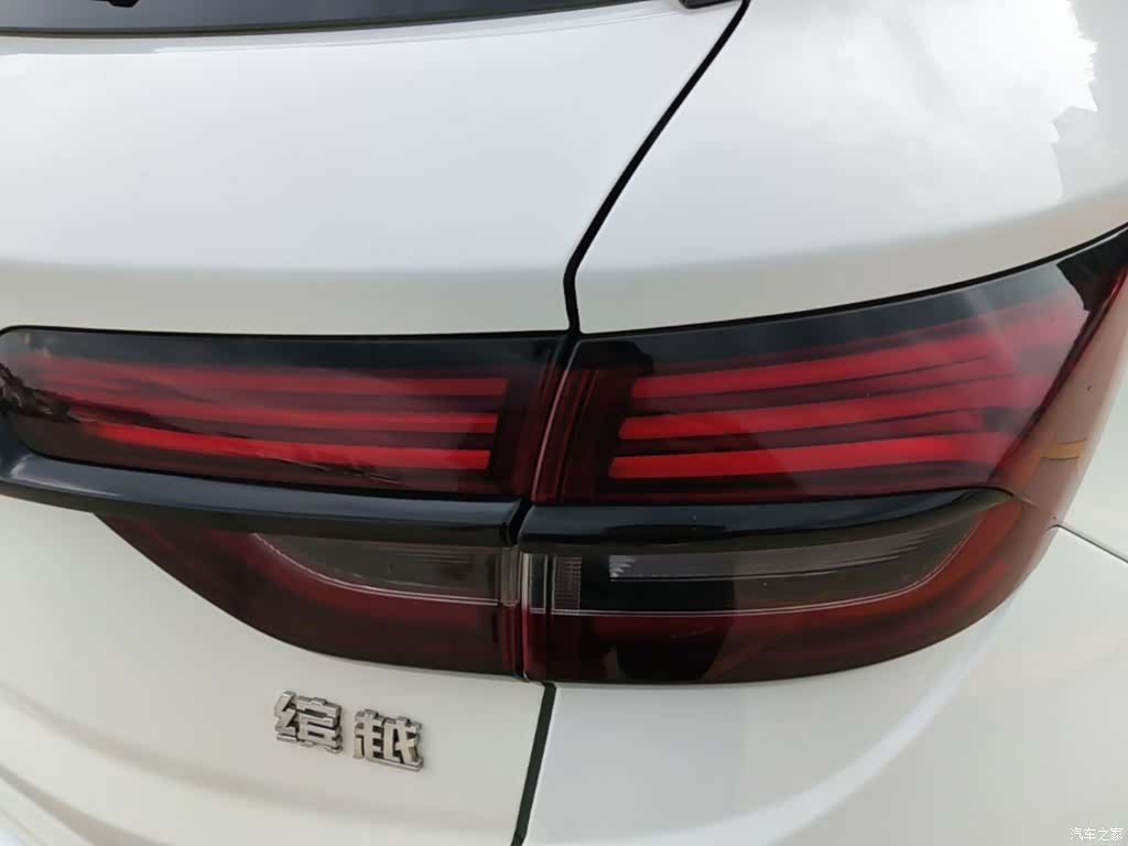Geely Coolray, 2023 8
