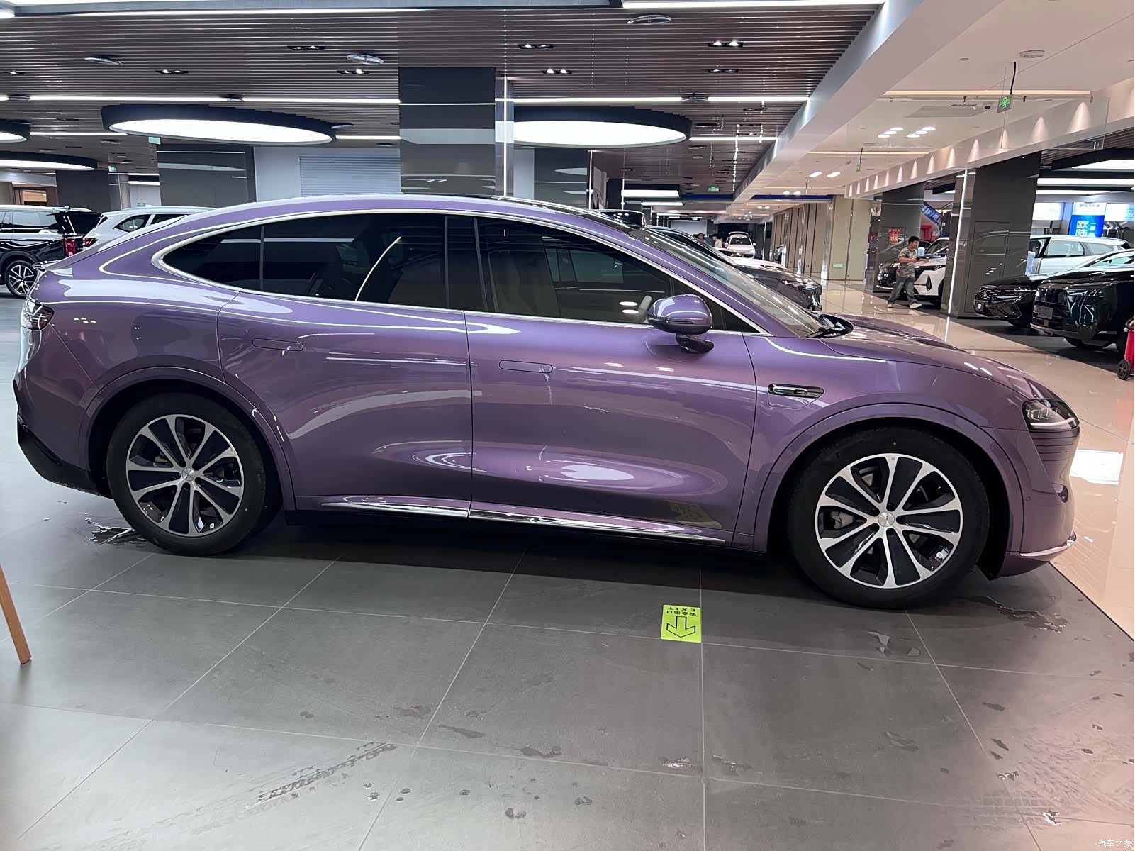 Luxeed R7, 2025 4