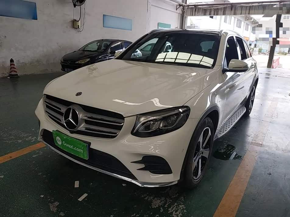 Mercedes-Benz GLC Mercedes-Benz GLC
