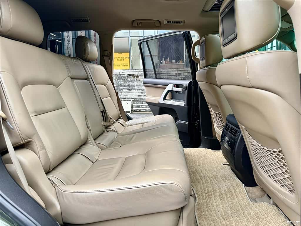 Toyota Land Cruiser, 2012 13